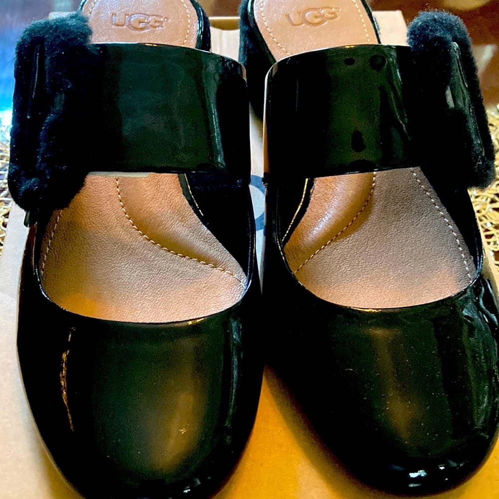 Ugg Hayden faux fur mule - New with box